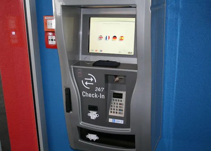 Arbotel 24h Self Check-in 2* فريساش