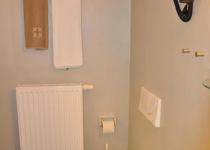 موتيل Arbotel 24h Self Check-in فريساش